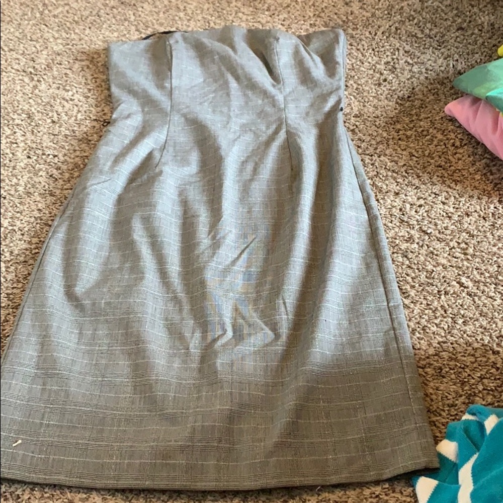 Strapless dress